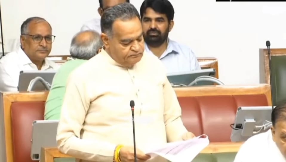 Irrigation Minister Shruti Chaudhary accepted the demand of MLA Vinod Bhayana to make permanent arrangements for drainage of water in many villages.